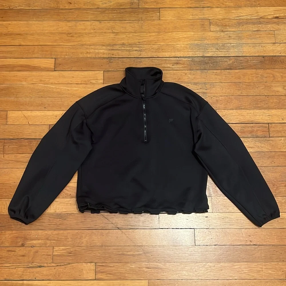 Fabletics Barrier Scuba Oversized Pullover in Black, size XS - Picture 2 of 13